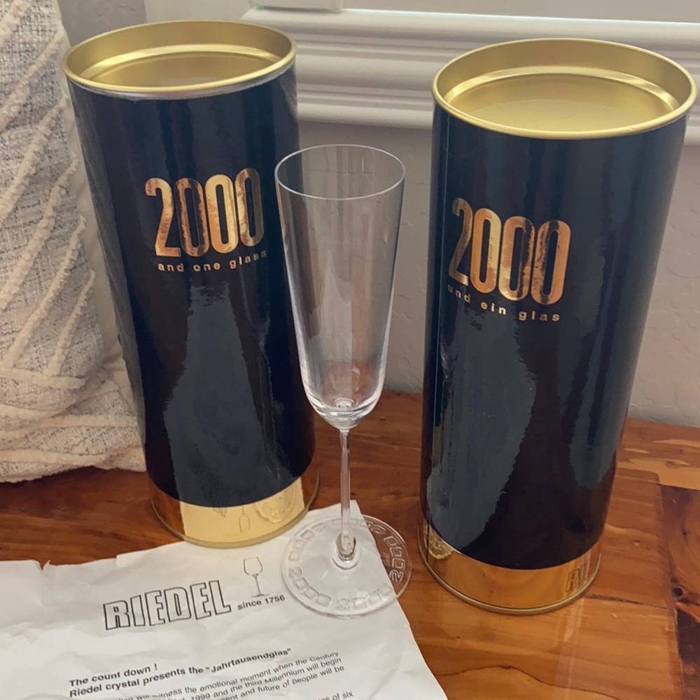 Champagne flutes